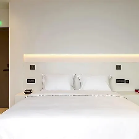 Domes White Coast Milos, Adults Only Hotel