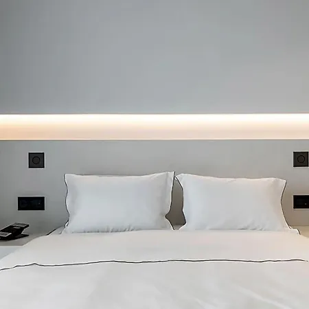 Domes White Coast Milos, Adults Only Hotel Pollonia